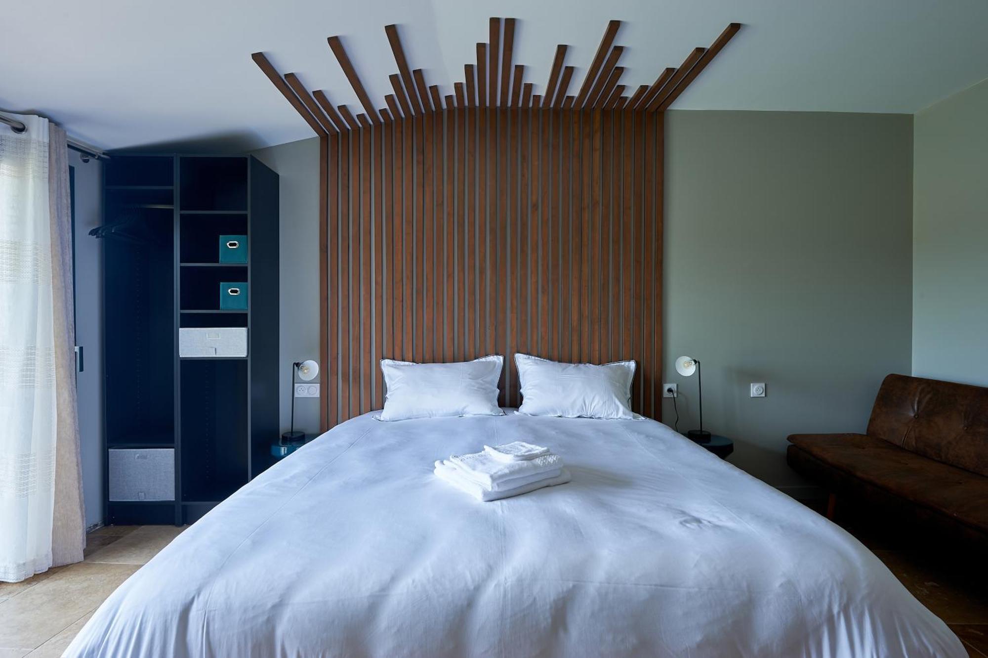 Lussac  Le Repaire Lagardere B&B 외부 사진