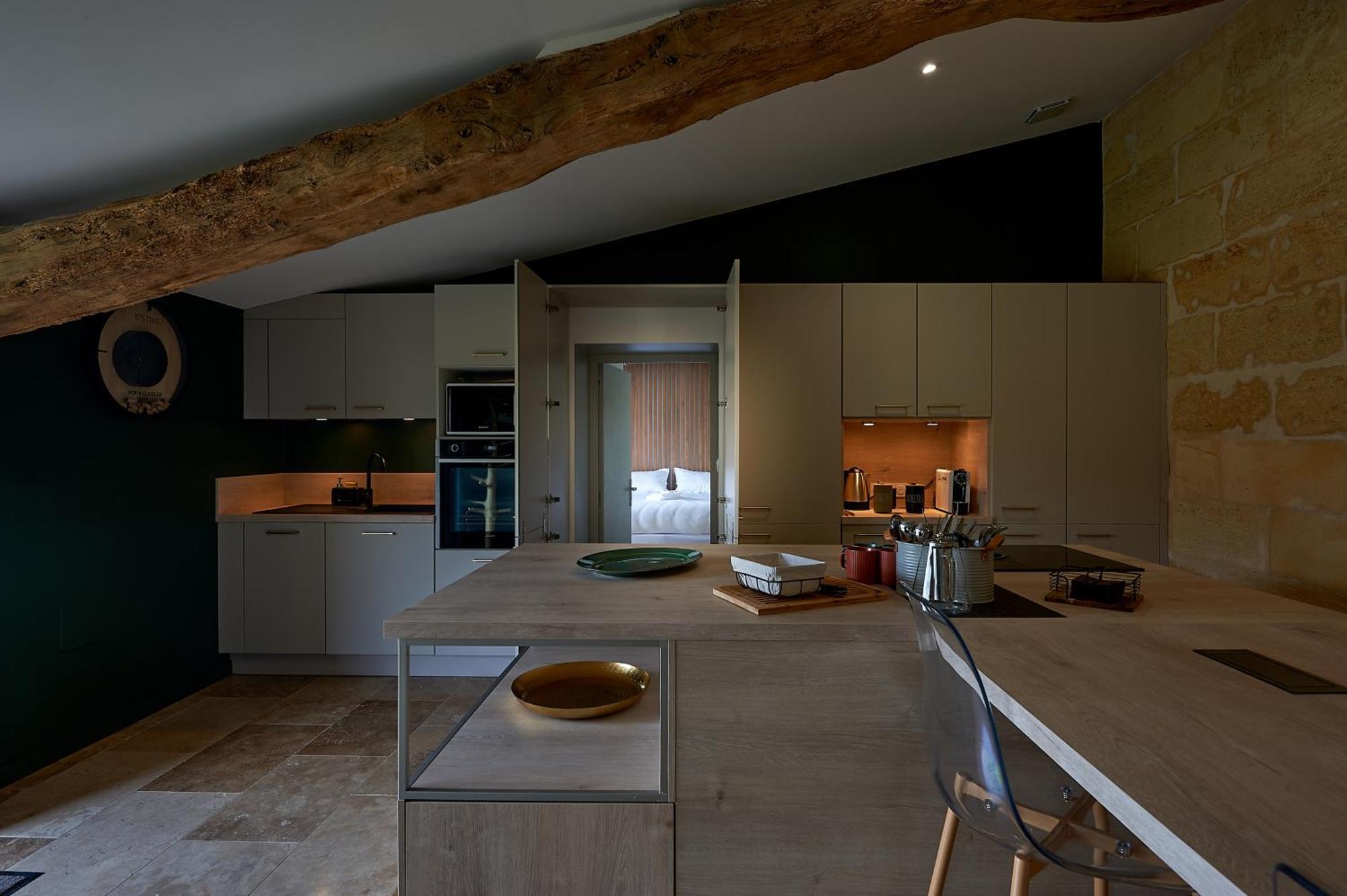 Lussac  Le Repaire Lagardere B&B 외부 사진